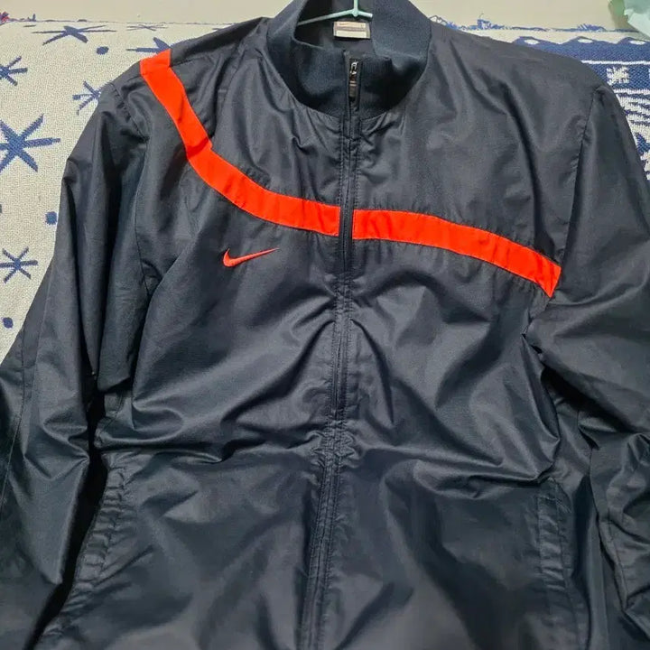 [BUNJANG] Nike Navy Orange Windbreaker Jacket / 나이키 네이비 오렌지 바람막이 점퍼