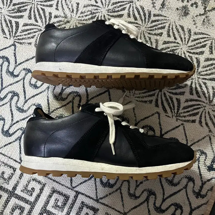 [BUNJANG] GRDS Balmoral 07 Black 235 / GRDS 그라더스 Balmoral 07 블랙  235