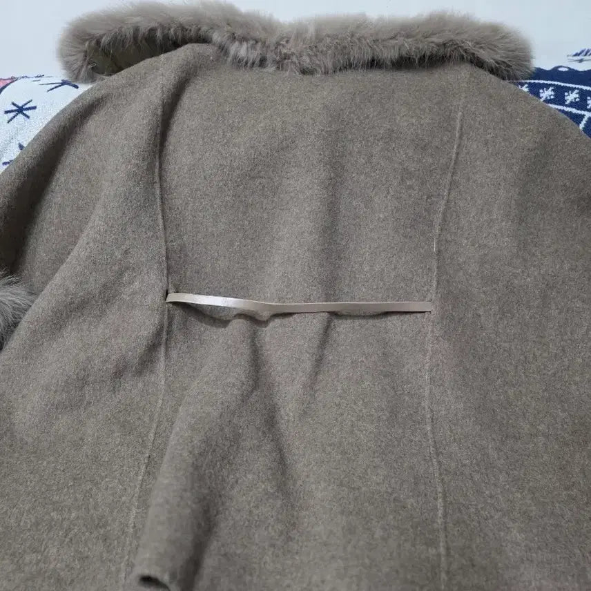 [BUNJANG] Fox Fur Collar Belted Cape Coat / 폭스 퍼 카라 벨트 케이프 코트