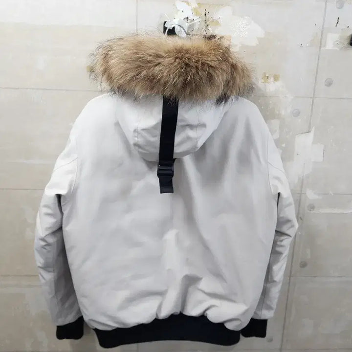 [BUNJANG] K2 Ghost Bravo Down Short Padding (Size 100) / K2 정품 남성 고스트 브라보 다운 숏패딩/100size/상태우수