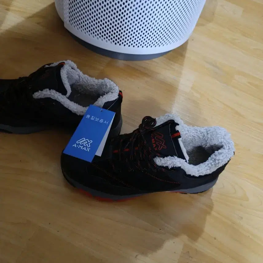 [BUNJANG] MAX Black Fur Lined Winter Boots / MAX 블랙 퍼 안감 운동 방한화