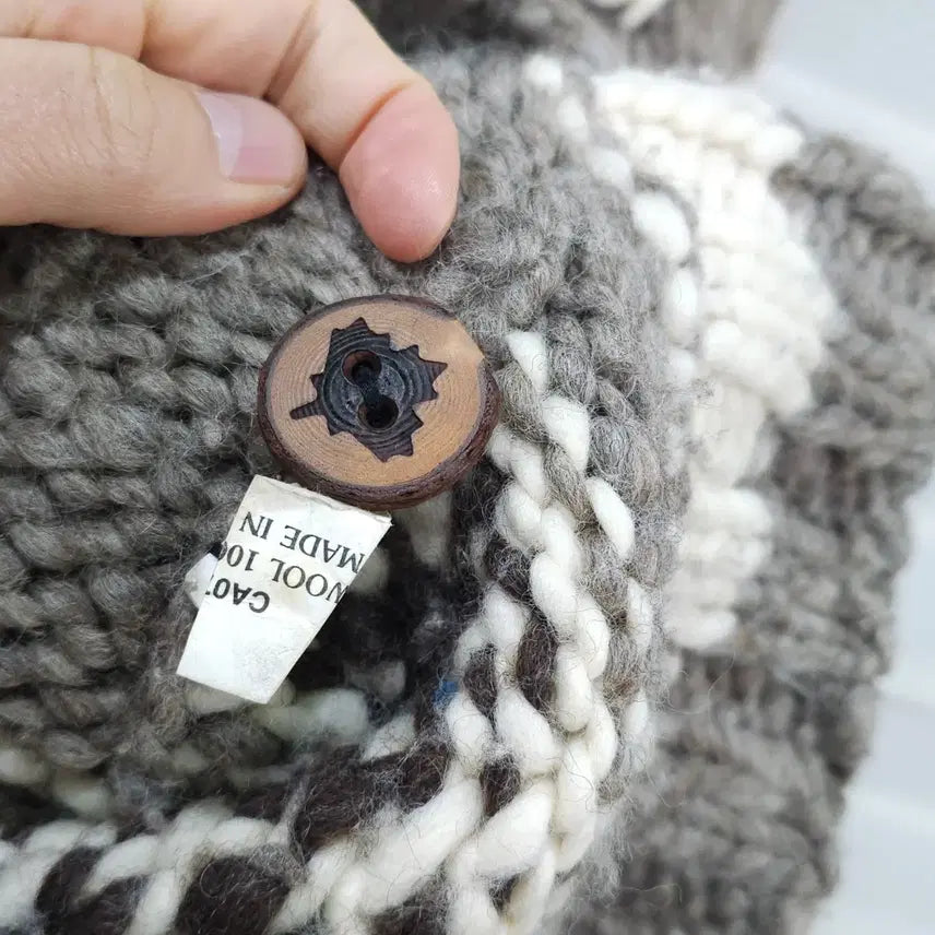 [BUNJANG] Vintage Cowichan Wool Sweater / 빈티지 코위찬 스웨터- 우먼프리