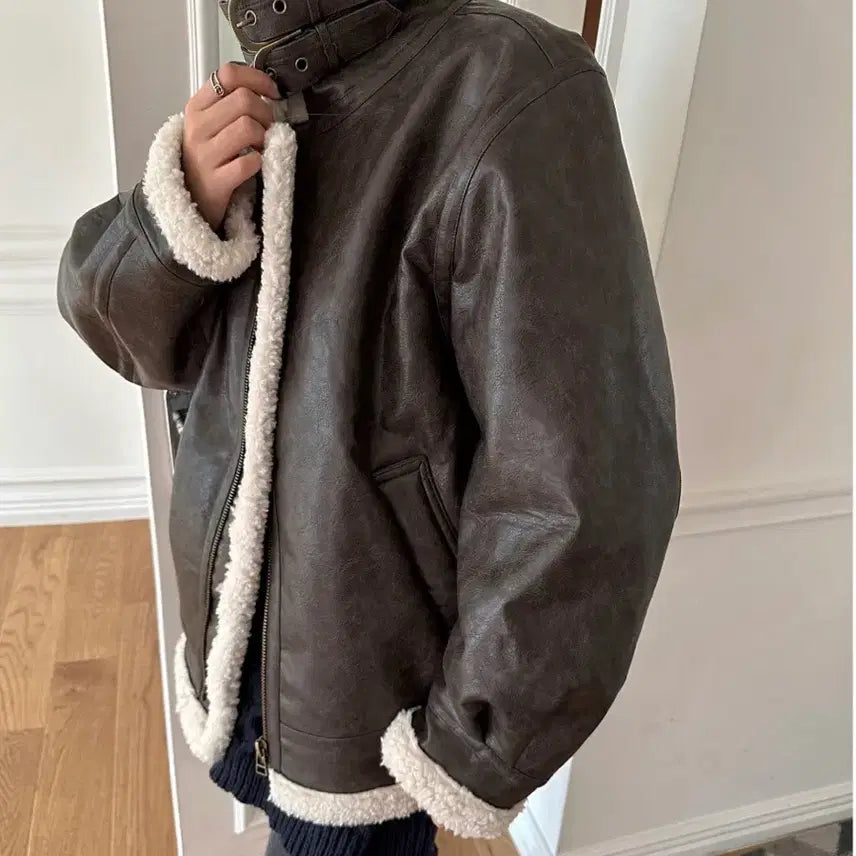 [BUNJANG] Brooklyn Faux Shearling Jacket / 브루클린 무스탕 자켓