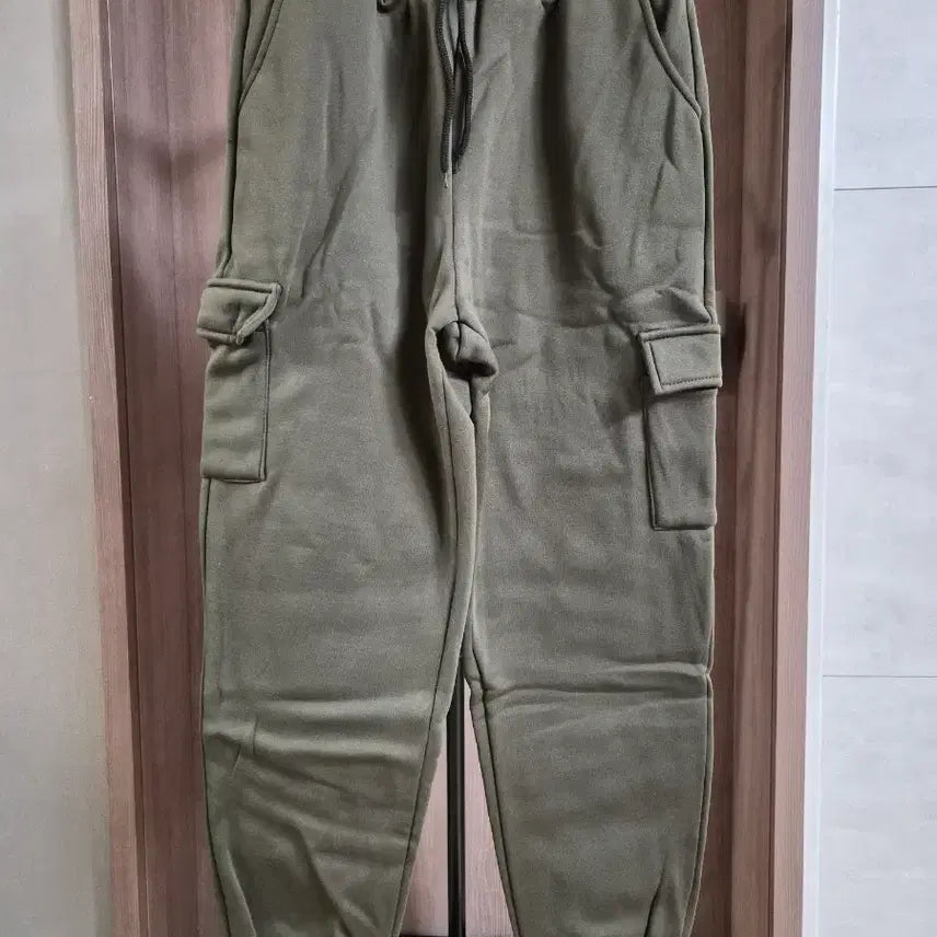 [BUNJANG] Unisex Khaki Cargo Jogger Pants 2XL / (새상품)카키색  남성 기모 카고 조거팬츠 2XL