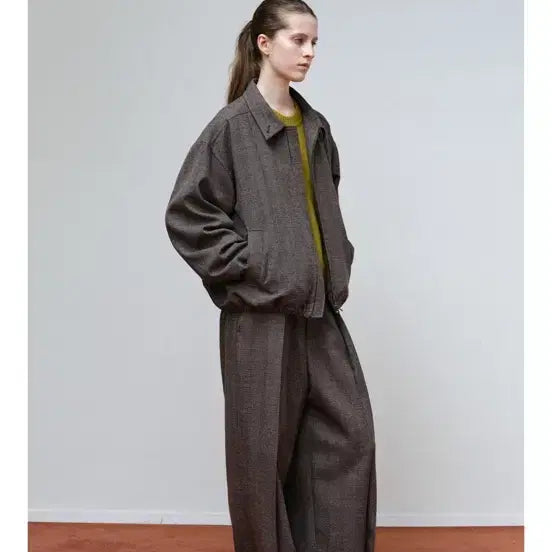 [BUNJANG] Moonbyul Casey Low Rise Slacks / 문달 casey low rise slacks in check