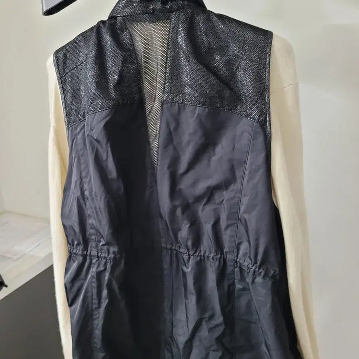 [BUNJANG] Black Vest / 여성 블랙 조끼