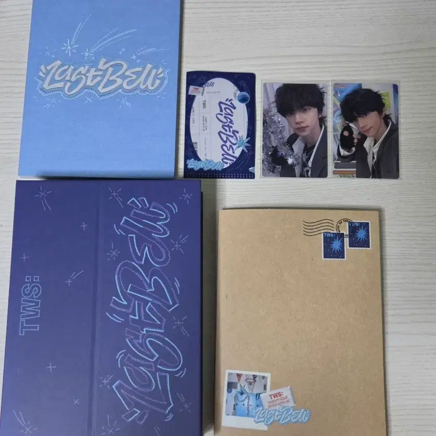 투어스 싱글 1집 라스트벨 앨범 (포카 포함 신유세트)