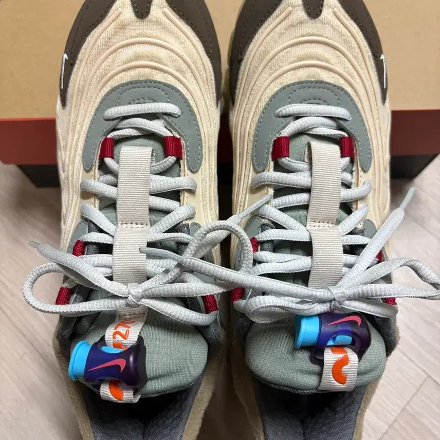 [BUNJANG] Nike Travis Scott Air Max 270 React Cactus Trail Sneaker / [260] 나이키 x 트래비스 스캇 에어맥스 270 리액트 캑터스 트레일