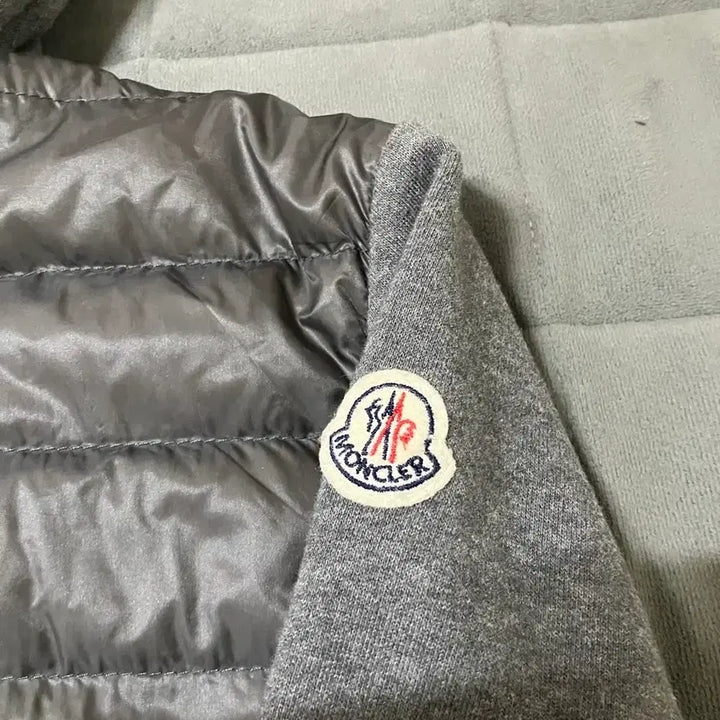 [BUNJANG] Moncler Knit Padded Jacket S / 몽클레어 니트패딩 S