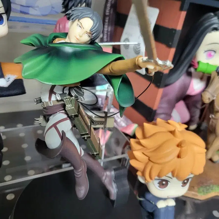 [BUNJANG] Attack on Titan Levi Premium Figure / 진격의거인 세가 리바이 프리미엄 피규어