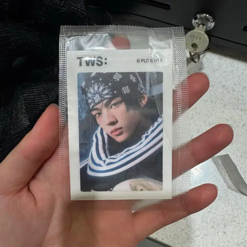 투어스 꼬깔콘 말랑카우 띠부씰 도훈