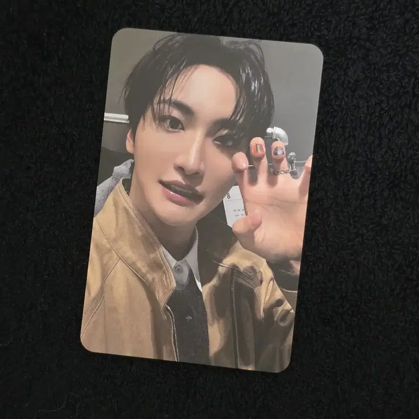 에이티즈 성화 팬플데이 네일 포카 실버