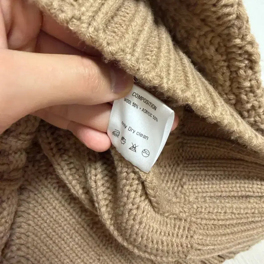 [BUNJANG] [46] Cable Knit Beige / [46] 포커페이스 케이블니트 베이지