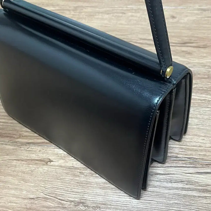 [BUNJANG] TUTIE Formel Bag Black / 투티에 포멜백 블랙