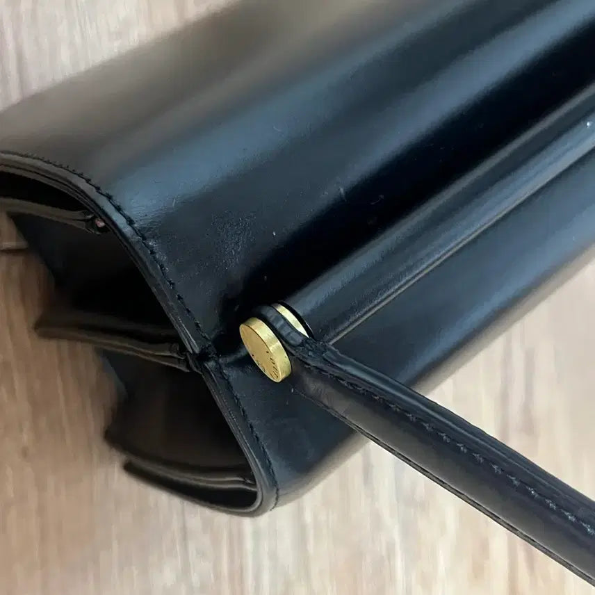 [BUNJANG] TUTIE Formel Bag Black / 투티에 포멜백 블랙