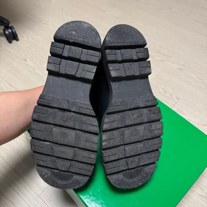 [BUNJANG] Bottega Veneta Rug Boots Black / [40.5] 보테가베네타 러그부츠 블랙