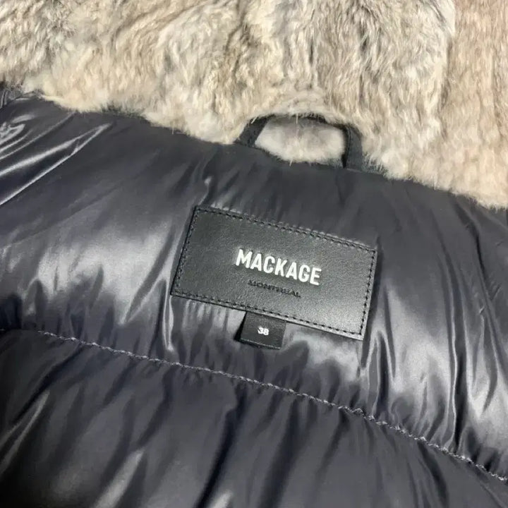 [BUNJANG] Mackage Dixon Silver Fur Padded Jacket / 맥케이지 딕슨 패딩 38