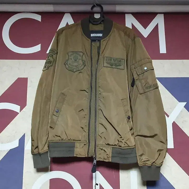 [BUNJANG] Buckaroo Unisex Skull Patch Jacket - Khaki / 버커루 점퍼 스컬 와펜장식 M 95 사이즈 카키