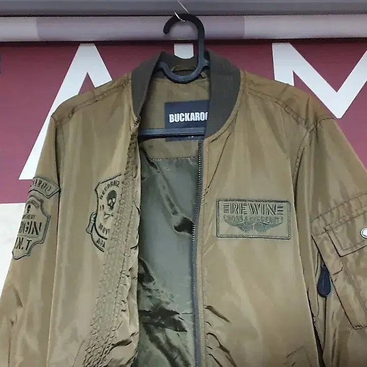 [BUNJANG] Buckaroo Unisex Skull Patch Jacket - Khaki / 버커루 점퍼 스컬 와펜장식 M 95 사이즈 카키