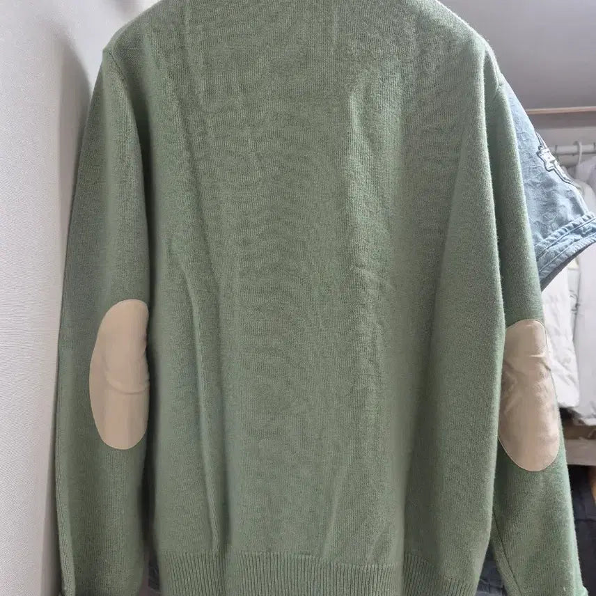 [BUNJANG] ASPESI Elbow Patch Wool Crew Neck Knit Sweater [Green] / ASPESI 아스페시 엘보 패치 울 크루넥 니트 [그린]