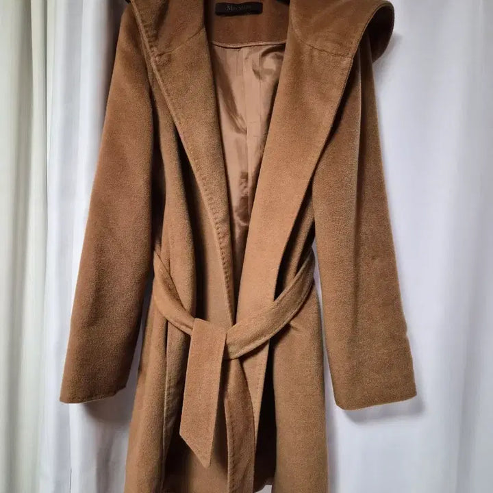 [BUNJANG] Max Mara Hooded Coat Camel / 막스마라코트 후드 코트 카멜 착샷