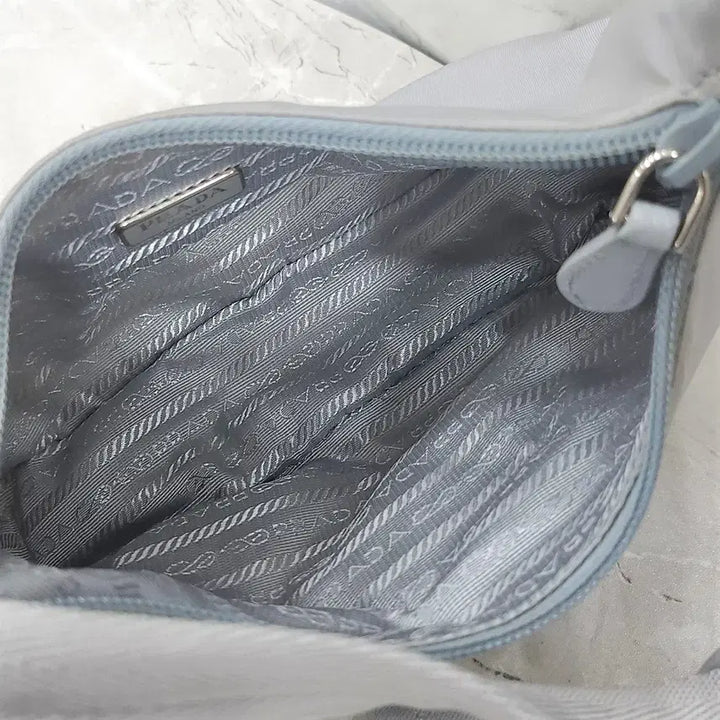 [BUNJANG] Prada Re-Edition 2000 Re-Nylon Mini Bag Lilac / 프라다 리에디션 2000 리나일론 미니백 라일락 1NE515