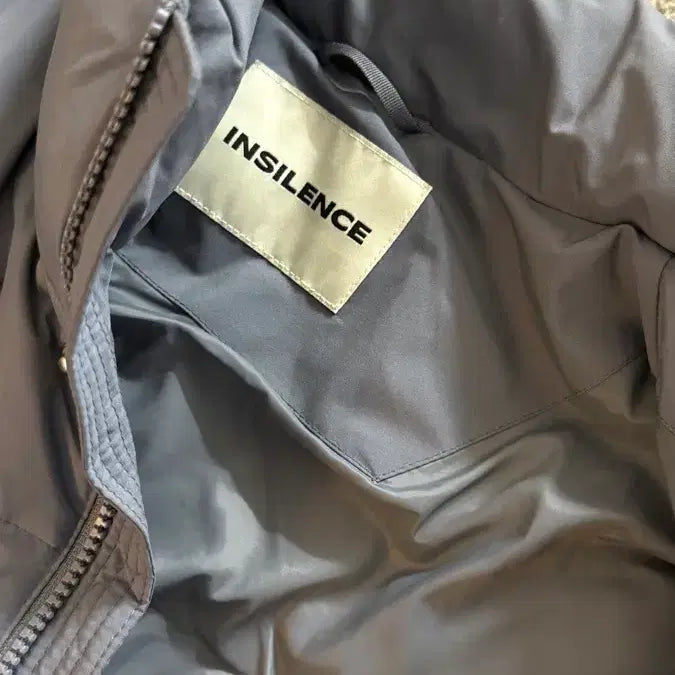 [BUNJANG] In Silence Duck Down Padding Jacket Gray M / 인사일런스 덕다운 패딩 그레이 M