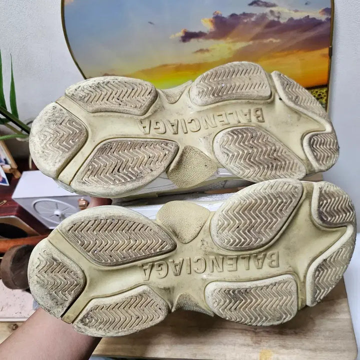 [BUNJANG] Balenciaga Triple S Sneakers (Size 37/245) / [정품/풀박스 ] 발렌시아가 트리플 운동화 37/245