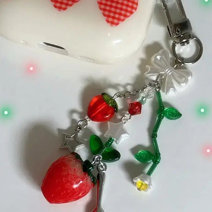 [BUNJANG] Strawberry Bead Keyring / 딸기 비즈 키링