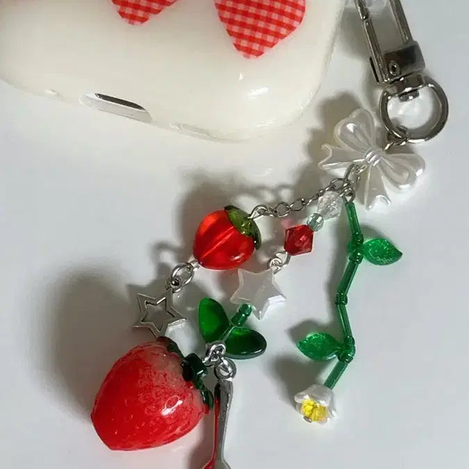[BUNJANG] Strawberry Bead Keyring / 딸기 비즈 키링