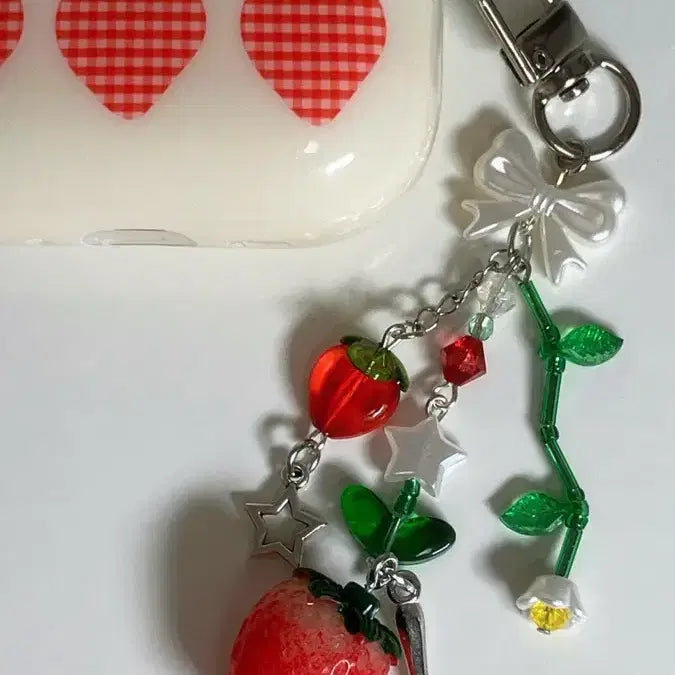 [BUNJANG] Strawberry Bead Keyring / 딸기 비즈 키링