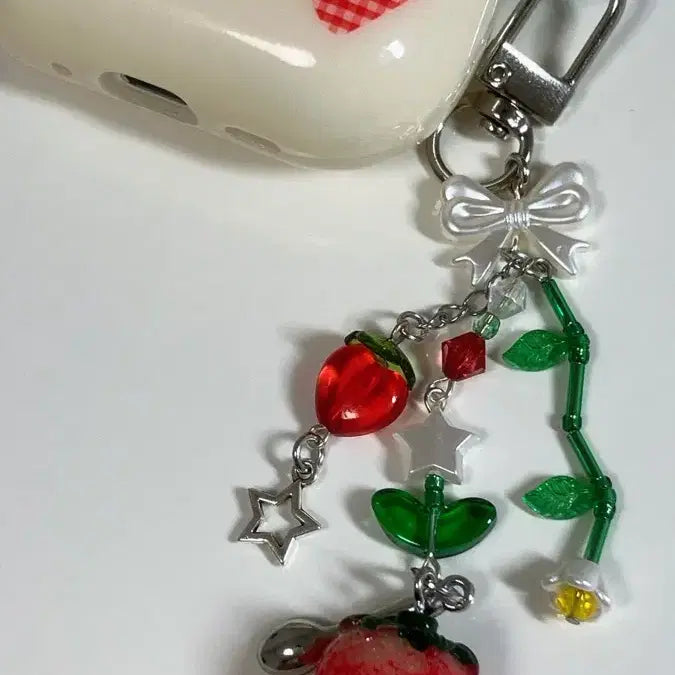 [BUNJANG] Strawberry Bead Keyring / 딸기 비즈 키링
