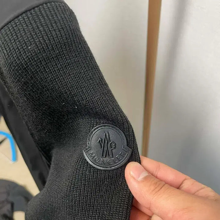 [BUNJANG] Moncler Knit Padded Jacket (Size M) / 몽클레어 니트패딩자켓 M사이즈