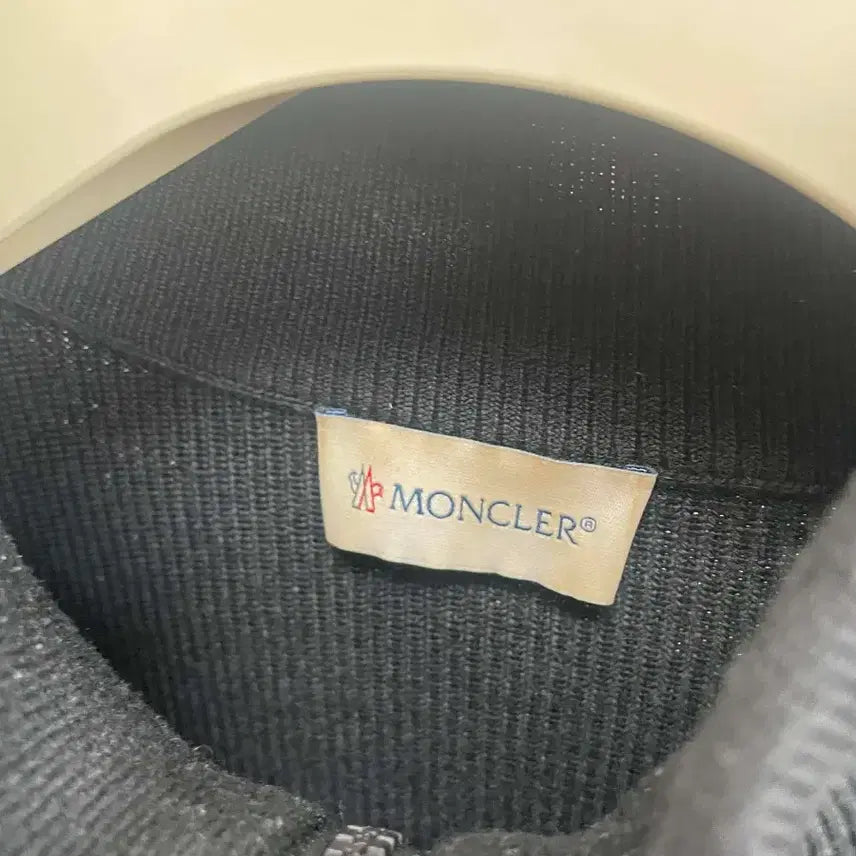 [BUNJANG] Moncler Knit Padded Jacket (Size M) / 몽클레어 니트패딩자켓 M사이즈