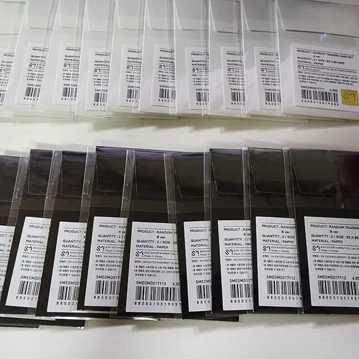 [BUNJANG] RICHMAN Trading Card A/B Version / RICHMAN 랜덤 트레이딩 카드 A/B 버전