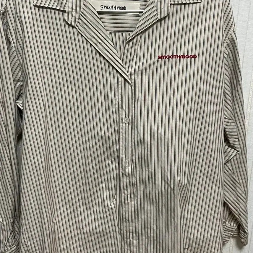 [BUNJANG] Smooth Mood Stripe Shirt Beige / Smooth Mood 스트라이프 셔츠 베이지 색상