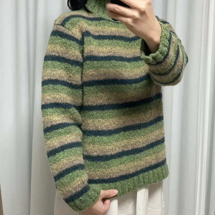 [BUNJANG] BeBe Matcha Stripe Knit Sweater / 착샷O) [일본 빈티지] BeBe 말차 스트라이프 니트 스웨터