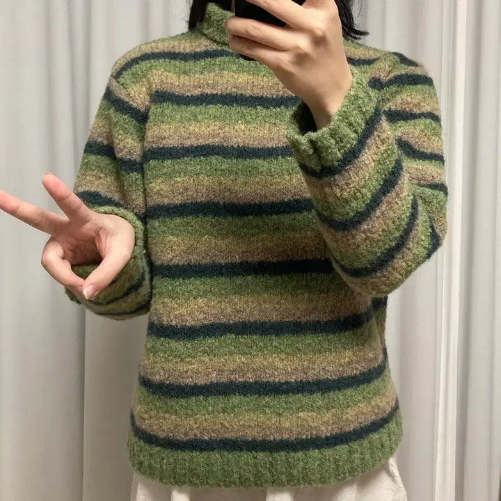 [BUNJANG] BeBe Matcha Stripe Knit Sweater / 착샷O) [일본 빈티지] BeBe 말차 스트라이프 니트 스웨터