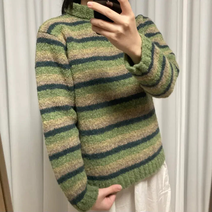 [BUNJANG] BeBe Matcha Stripe Knit Sweater / 착샷O) [일본 빈티지] BeBe 말차 스트라이프 니트 스웨터