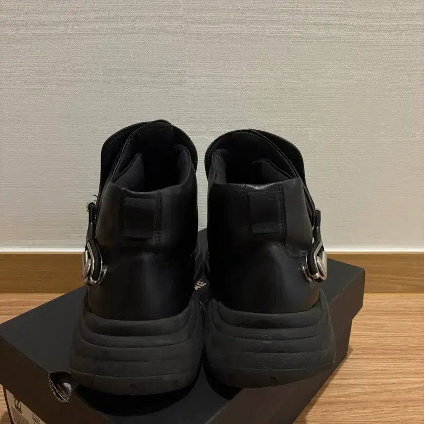 [BUNJANG] GMBH Boots [42] / GMBH 부츠 [42]