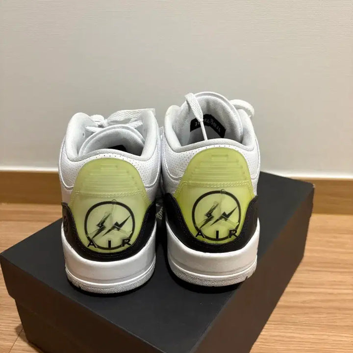 [BUNJANG] Fragment Jordan 3 [270] / 조던3 프라그먼트 [270]