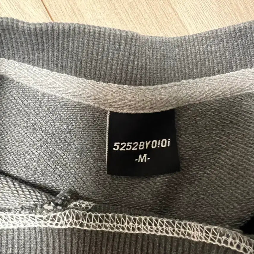 [BUNJANG] OiOi Sweatshirt / 오아이오아이 맨투맨