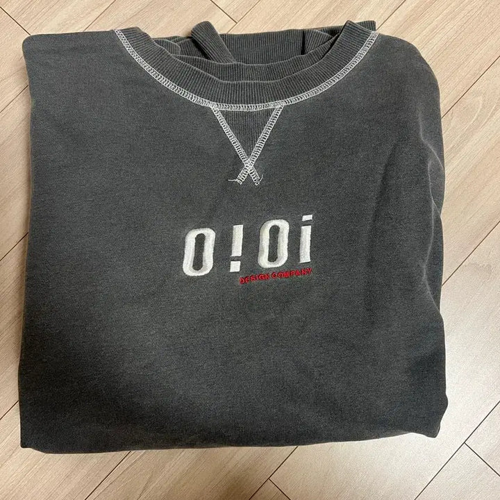 [BUNJANG] OiOi Sweatshirt / 오아이오아이 맨투맨