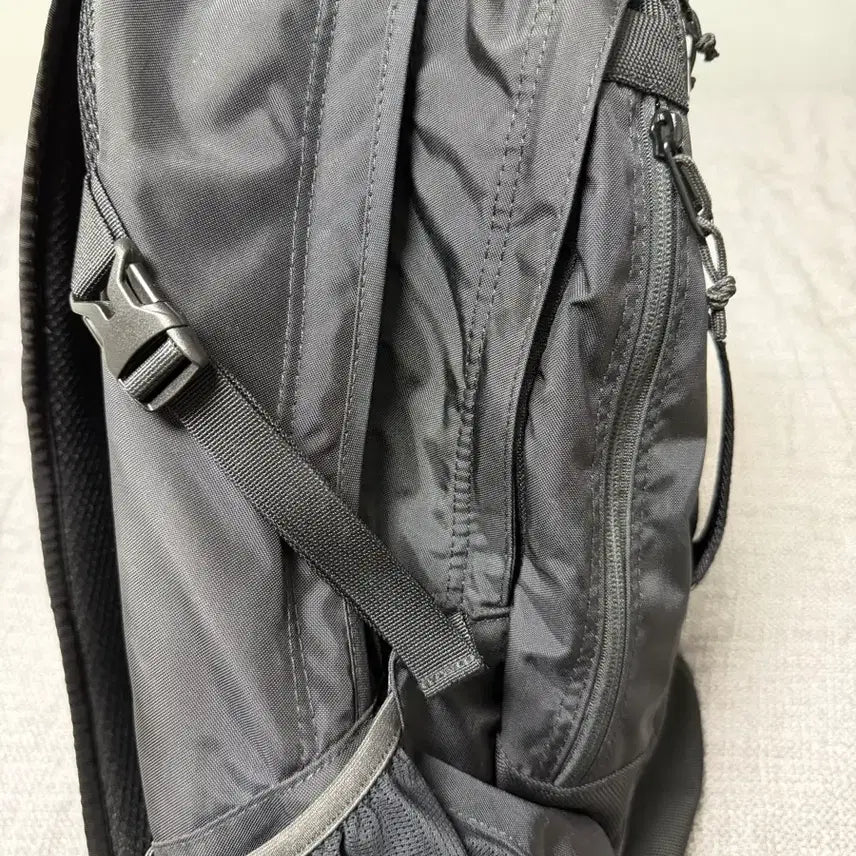 [BUNJANG] Supreme Backpack Black 22FW / 슈프림 백팩 블랙 22FW
