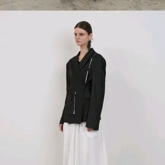 [BUNJANG] Low Tide Cutout Blazer / 로우타이드 컷아웃 블레이저