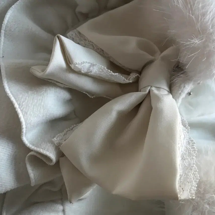 [BUNJANG] Lily Merry Moenay Shimamura Collaboration Coat / 모에냐 시마무라 콜라보 코트 릴리메리