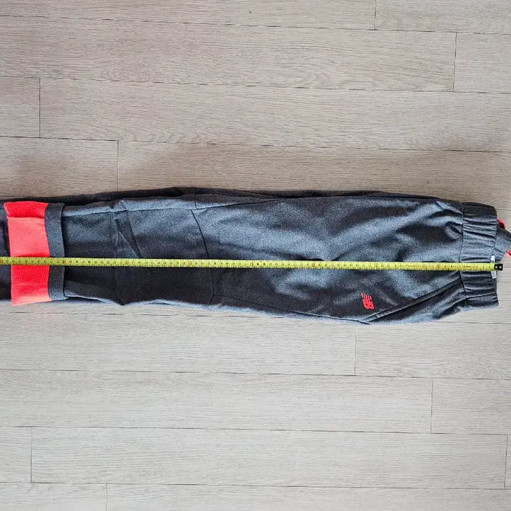 [BUNJANG] New Balance Women's Gray Winter Training Pants (Size 27-28) / (새옷) 뉴발란스 여자 회색 겨울 트레이닝 바지 27~28사이즈