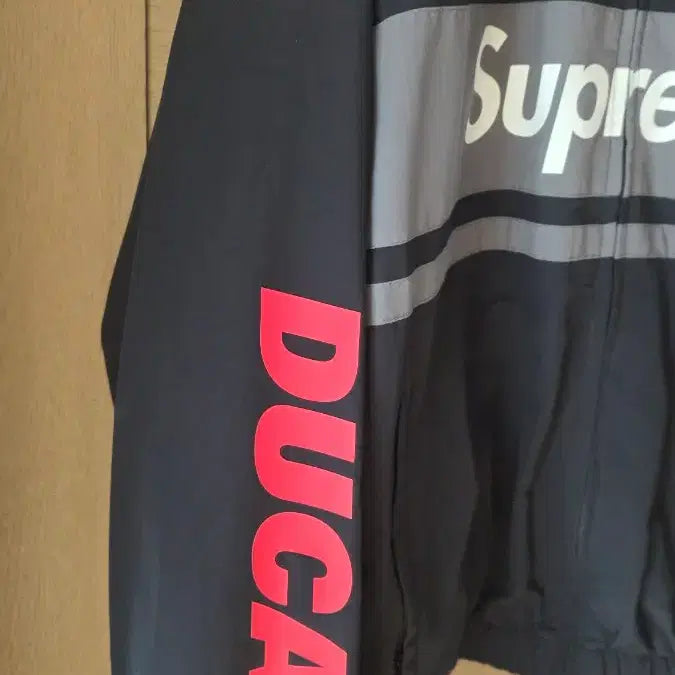 [BUNJANG] Supreme Ducati Track Jacket L / 슈프림 두카티 트랙자켓 L
