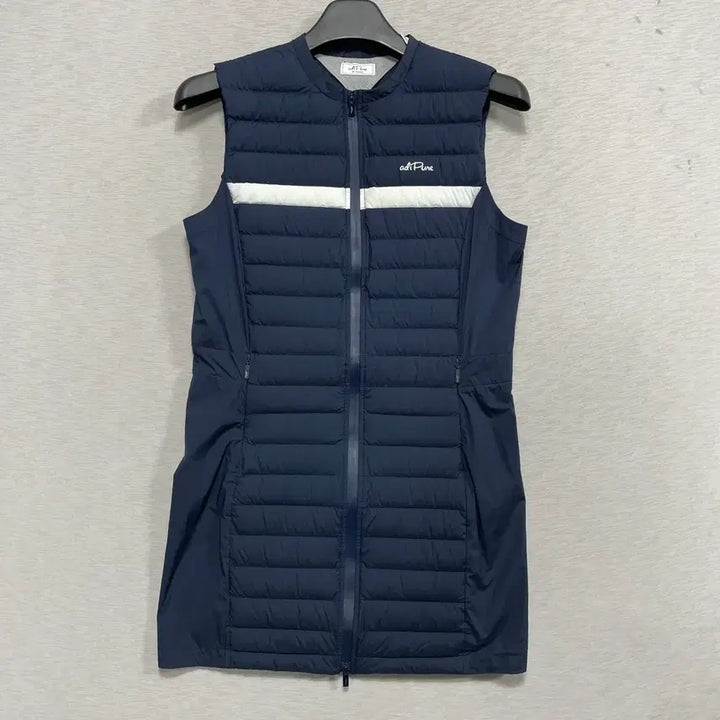 [BUNJANG] Adidas Adipure Goose Down Padded Vest (Women's M) / ㅡ아디다스 아디퓨어 거위털 패딩베스트 여M -0113