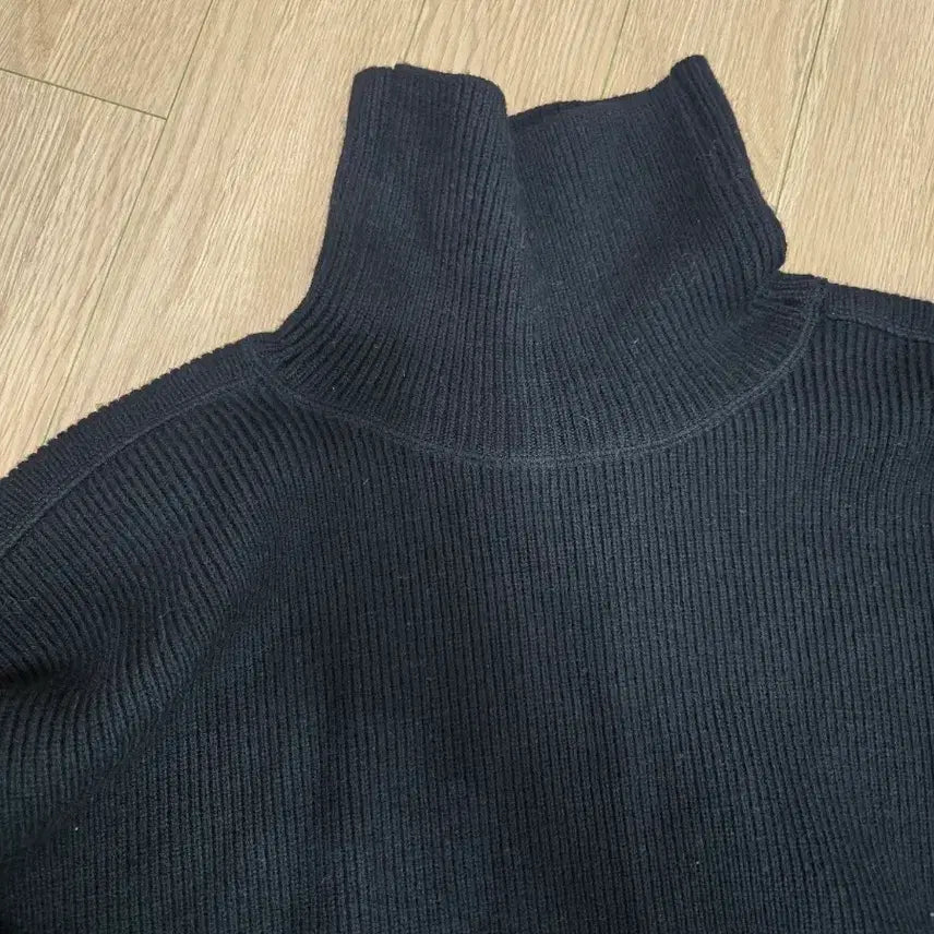 [BUNJANG] AMI Heavy Turtleneck Knit Sweater / 아미 AMI 매장 정품 헤비 터틀넥 니트